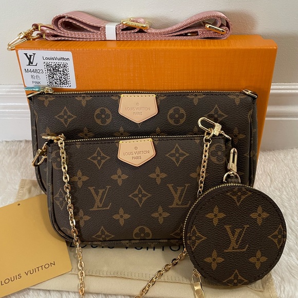 ❌SOLD❌Multiple Purse - Picture 1 of 14
